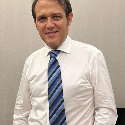 O. Murat Uyar Göz