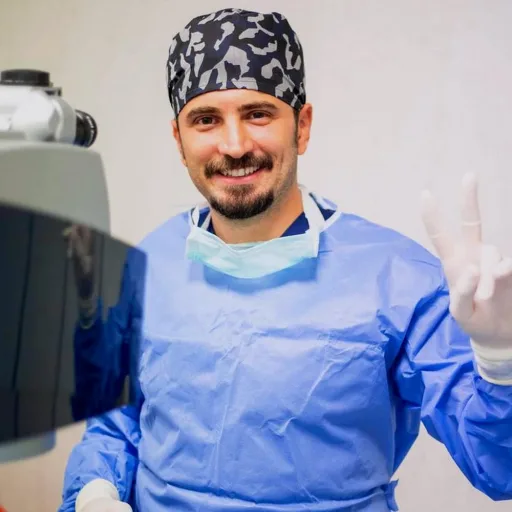 Op. Dr. Ömer TAKEŞ