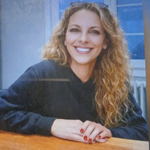 Zerrin Güler